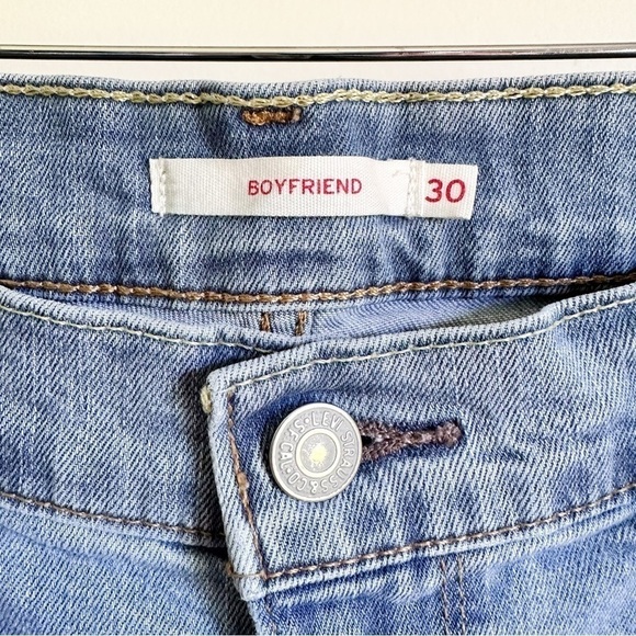 Levi's Mid Rise Boyfriend Jean Slate Era W30 - Picture 9 of 10